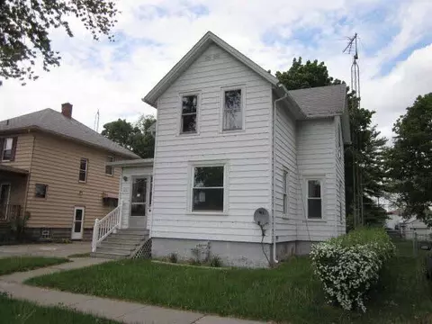 817 E 4th, Monroe, MI 48161 photo 2