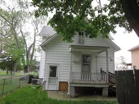 817 E 4th, Monroe, MI 48161 photo 4