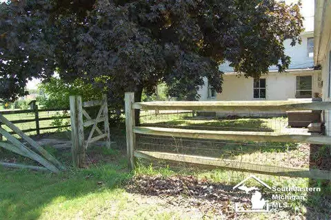 1848 W Sterns, Temperance, MI 48182 photo 4
