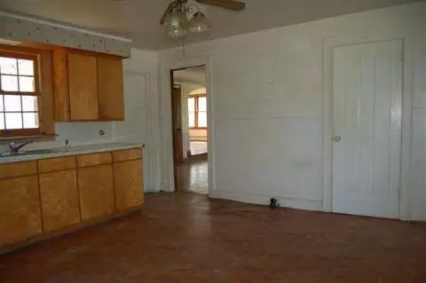 1848 W Sterns, Temperance, MI 48182 photo 7
