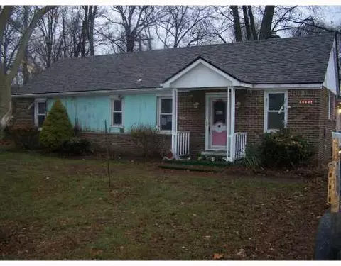 13097 Hannan, Romulus, MI 48174 photo 1