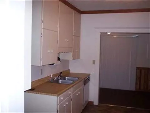 339 N Hibbard, Jackson, MI 49202 photo 3