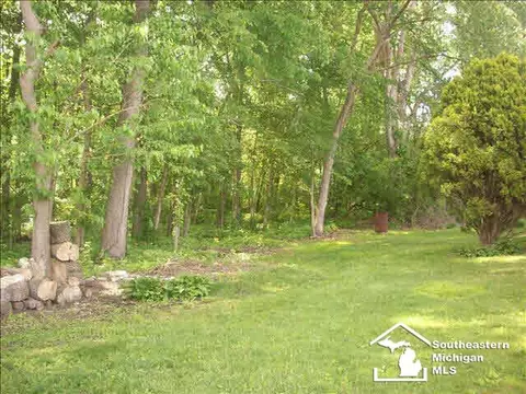 1228 Smith, Temperance, MI 48182 photo 8
