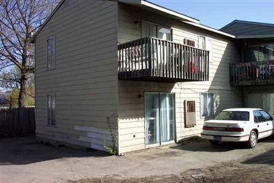 816 Asylum St, Flint, MI 48503 photo 4