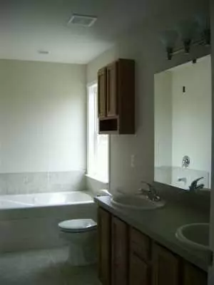 1262 Olive, Jackson, MI 49201 photo 5