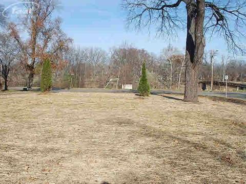 3401 Sunset Dr, Flint, MI 48503 photo 1