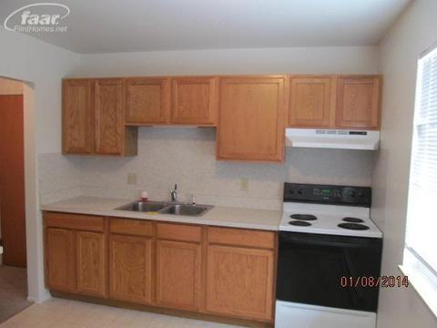 211 N Hazelton St, Flushing, MI 48433 photo 15