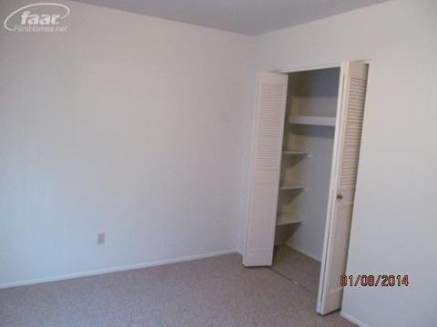 211 N Hazelton St, Flushing, MI 48433 photo 21
