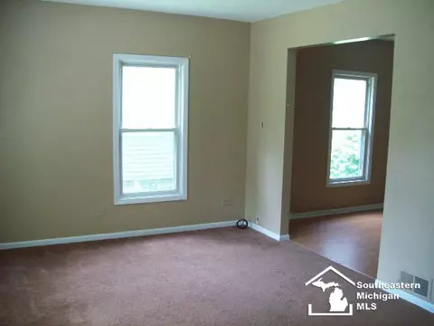 820 Smith, Monroe, MI 48161 photo 4