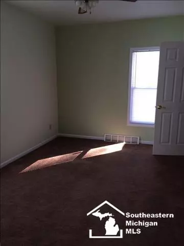 820 Smith, Monroe, MI 48161 photo 15
