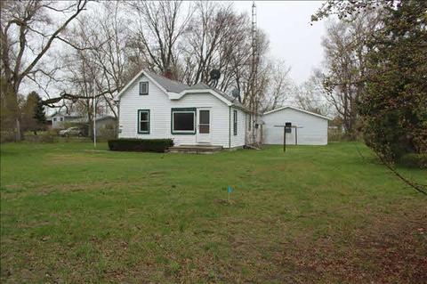 3951 Bluebush, Monroe, MI 48162 photo 1