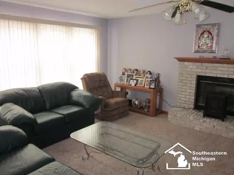 6752 Lockmill, Temperance, MI 48182 photo 9