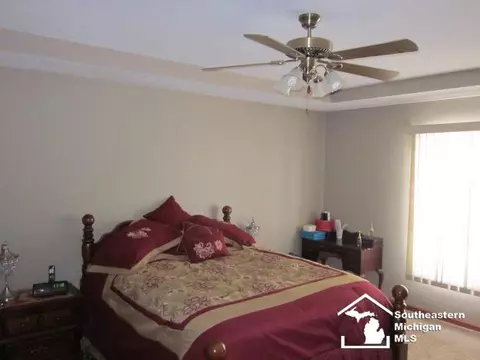 6752 Lockmill, Temperance, MI 48182 photo 12