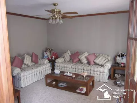 6752 Lockmill, Temperance, MI 48182 photo 10
