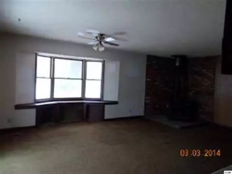 1070 Moore, Adrian, MI 49221 photo 2