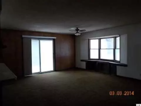 1070 Moore, Adrian, MI 49221 photo 3