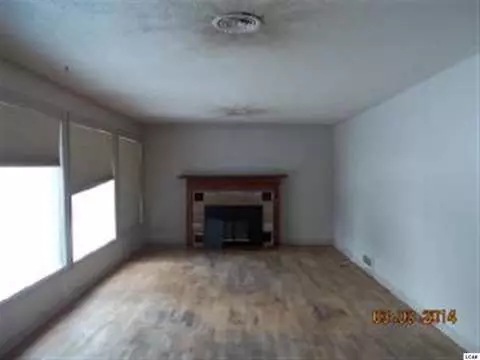 1070 Moore, Adrian, MI 49221 photo 5