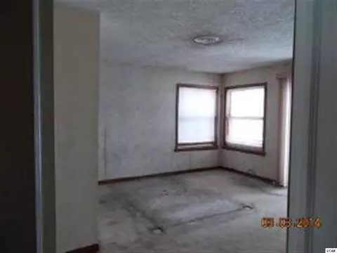 1070 Moore, Adrian, MI 49221 photo 6