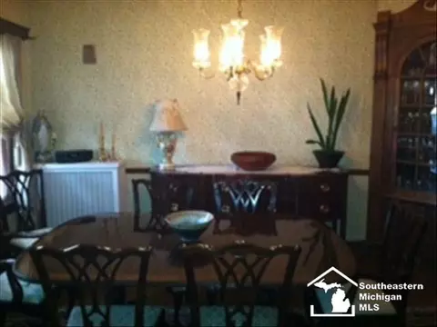 447 Borgess, Monroe, MI 48162 photo 10