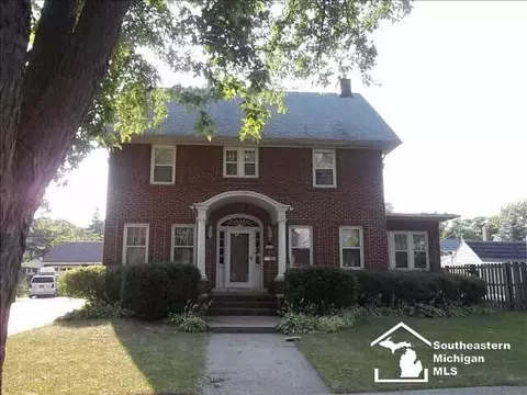 447 Borgess, Monroe, MI 48162 photo 1