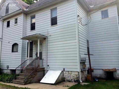 627 E 2nd St, Flint, MI 48503 photo 3