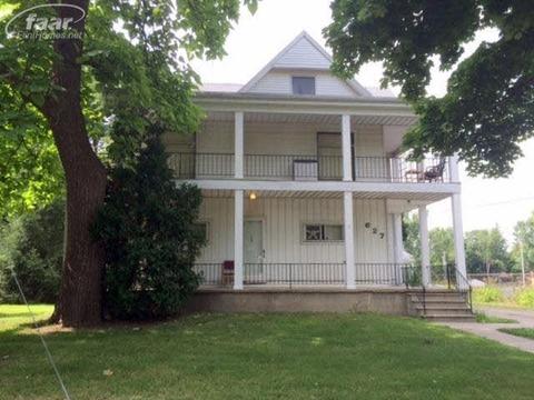 627 E 2nd St, Flint, MI 48503 photo 1