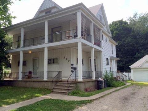 627 E 2nd St, Flint, MI 48503 photo 2