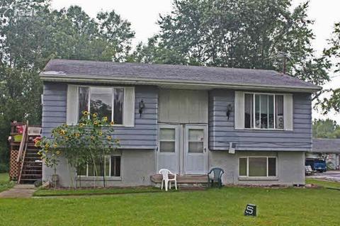 6037 Johnson Rd, Flushing, MI 48433 photo 1
