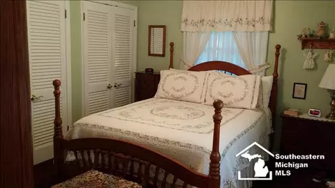 7666 Apache, Temperance, MI 48182 photo 7