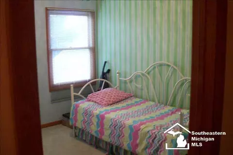 2965 W Albain, Monroe, MI 48161 photo 17