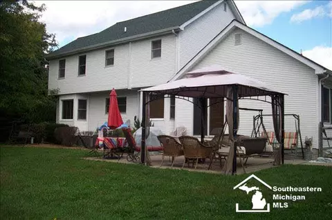 2965 W Albain, Monroe, MI 48161 photo 4