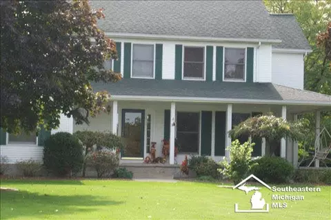 2965 W Albain, Monroe, MI 48161 photo 2