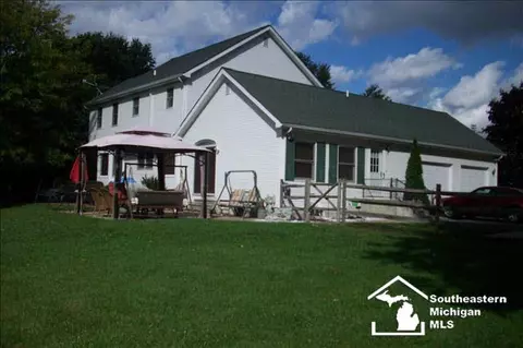 2965 W Albain, Monroe, MI 48161 photo 5