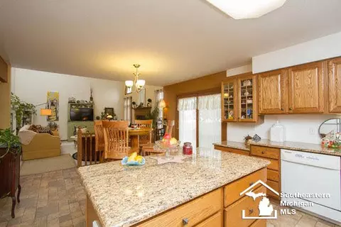 1280 Borg, Temperance, MI 48182 photo 8