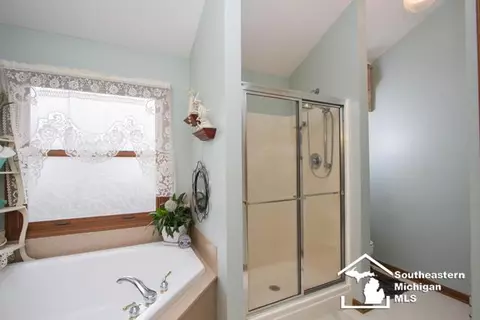 1280 Borg, Temperance, MI 48182 photo 11