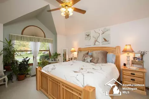 1280 Borg, Temperance, MI 48182 photo 9