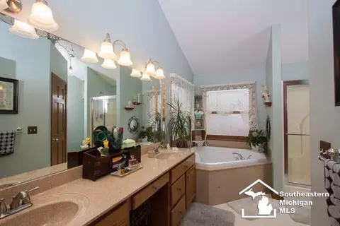 1280 Borg, Temperance, MI 48182 photo 10