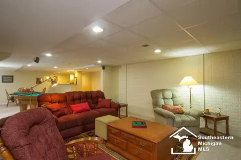 1280 Borg, Temperance, MI 48182 photo 17