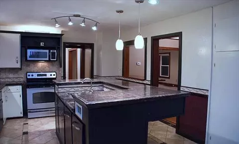 10890 Exeter, Carleton, MI 48117 photo 3