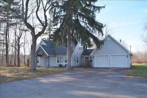 9505 Secor, Temperance, MI 48182 photo 1