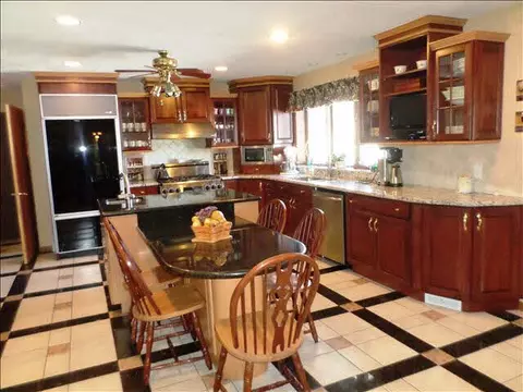762 E Hurd, Monroe, MI 48162 photo 6