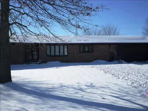 762 E Hurd, Monroe, MI 48162 photo 2