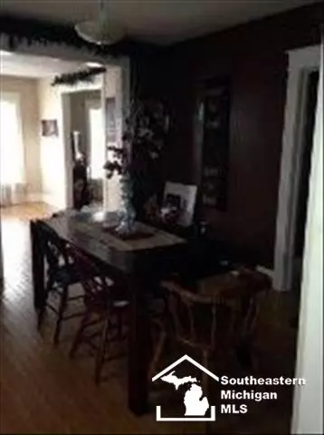 521 Elm, Monroe, MI 48162 photo 3