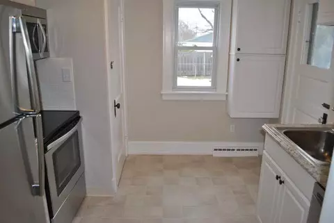 431 N Roessler, Monroe, MI 48162 photo 3