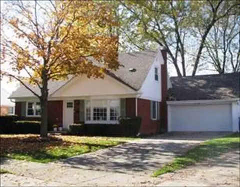 145 Crampton, Monroe, MI 48162 photo 2