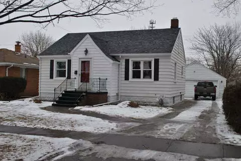 522 Bentley, Monroe, MI 48162 photo 1