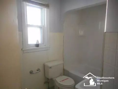 321 Orchard, Monroe, MI 48162 photo 10