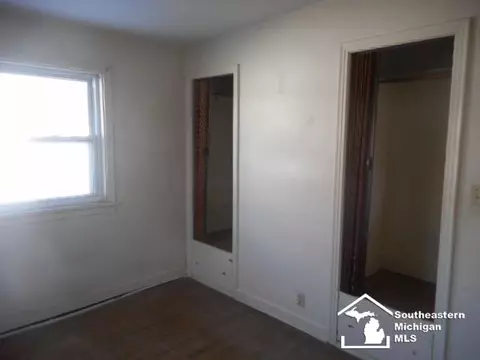 321 Orchard, Monroe, MI 48162 photo 5