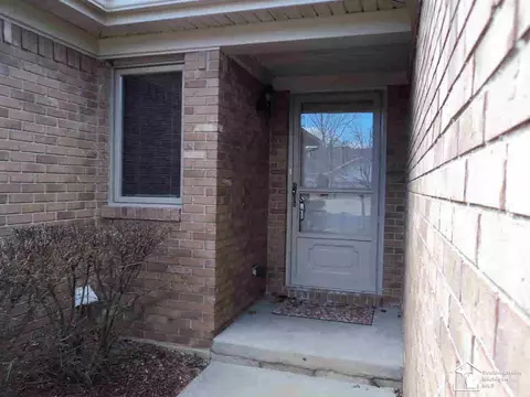 934 May, Monroe, MI 48161 photo 2
