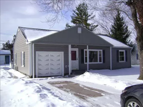 124 Washington, Monroe, MI 48162 photo 2